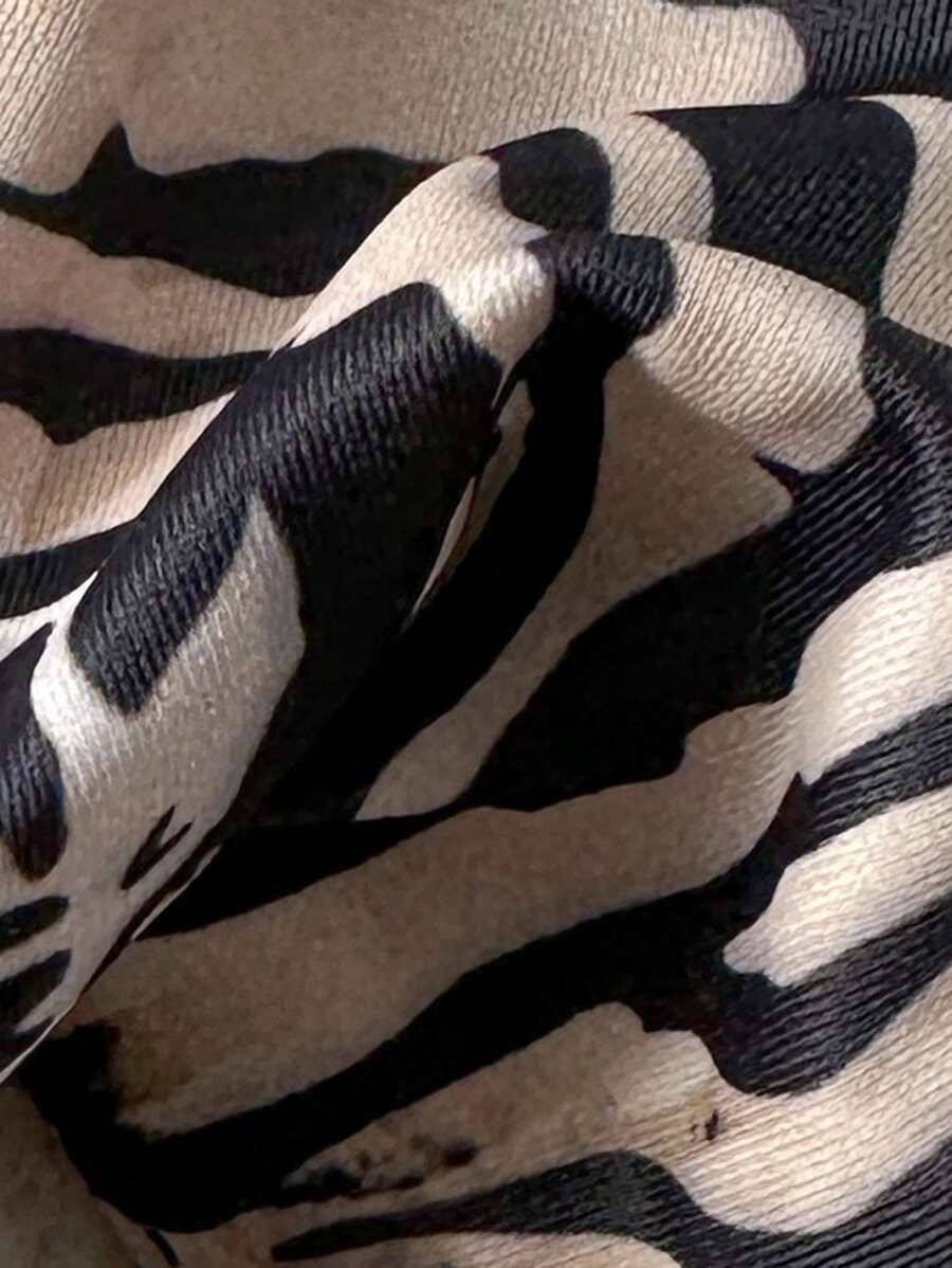 1739950817685272a1d99115199ec63017e3aa747c_thumbnail_900x.webp