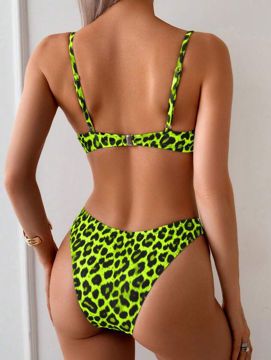 1742270717d8c0cb8703fd155bb6d18942ed4c4646_thumbnail_900x.webp