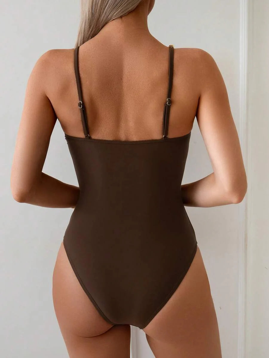 1746164474b4d2fbb245763d20422afbc39ba33f92_thumbnail_900x.webp